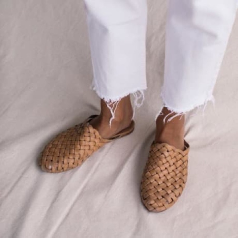 SOLD St. Agni Bunto Woven Loafer - Almond